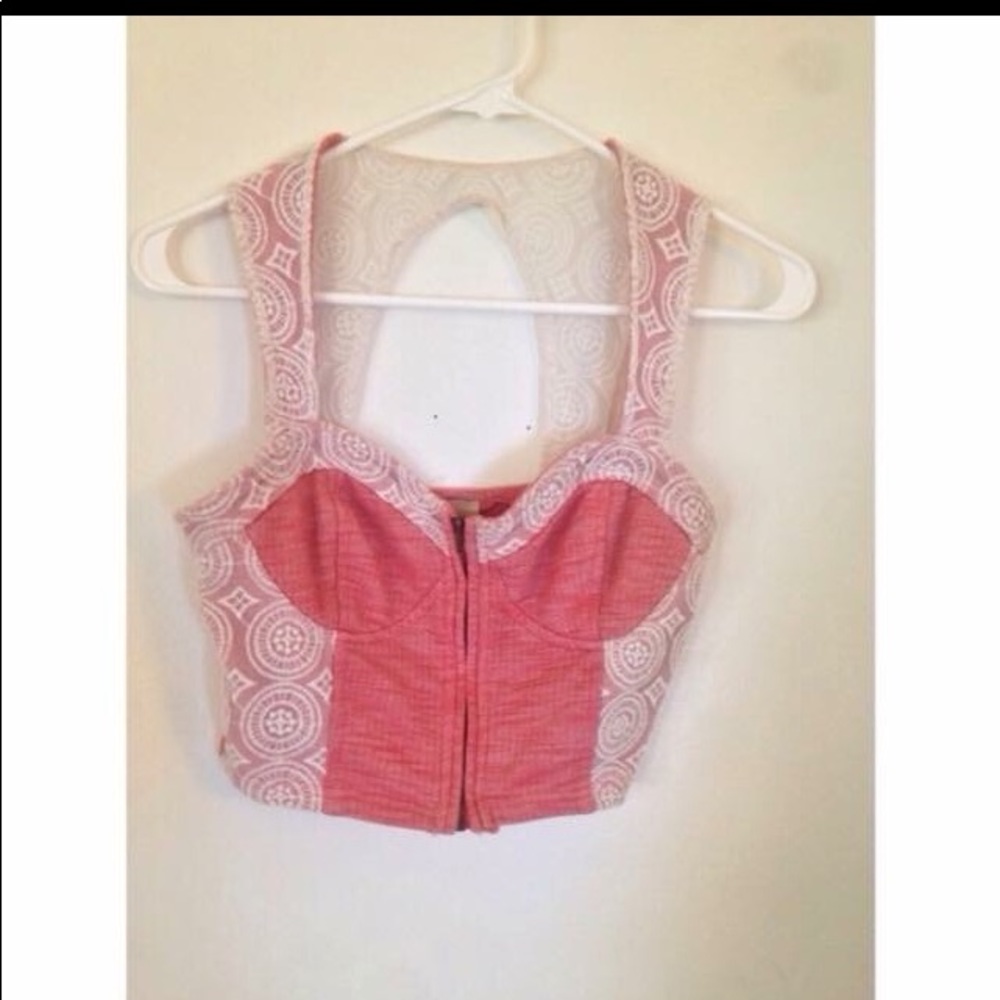 Crop top